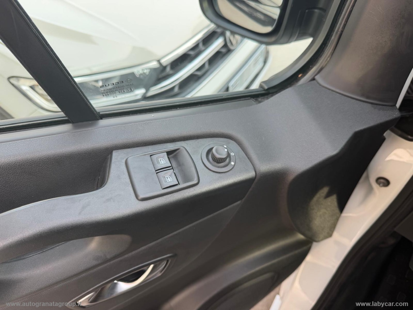 Trafic T29 dCi120 PC-TN Furgone Ice DA VETRINA PERFETTO! - immagine 14