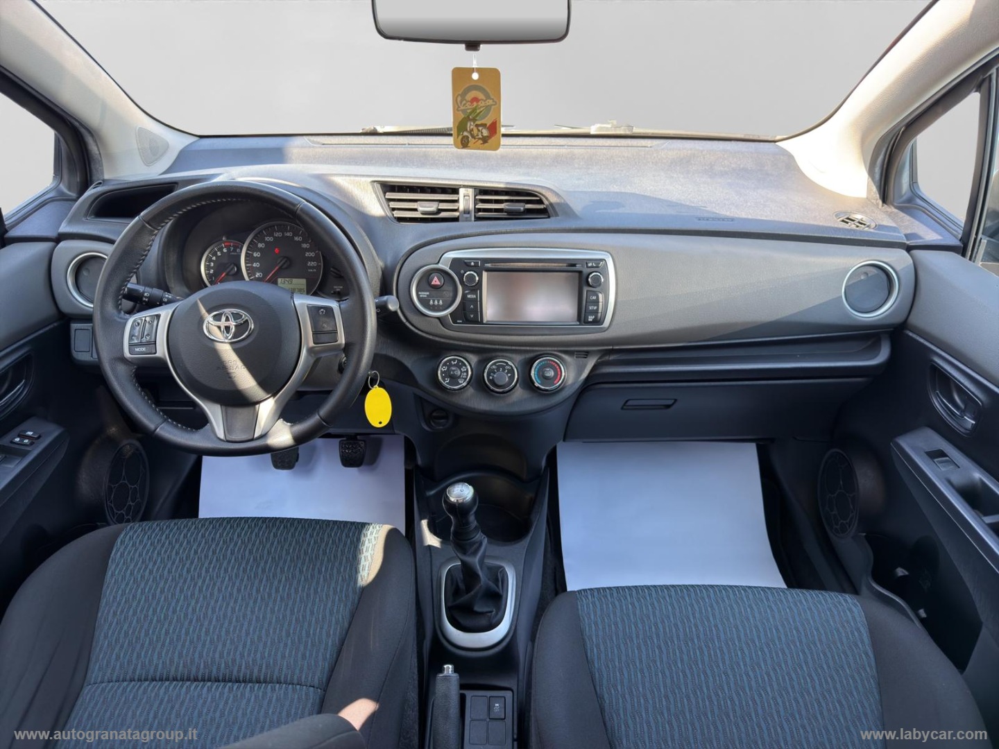 Yaris 1.0 5p. Lounge SOLI 138.000 KM !!! - immagine 14