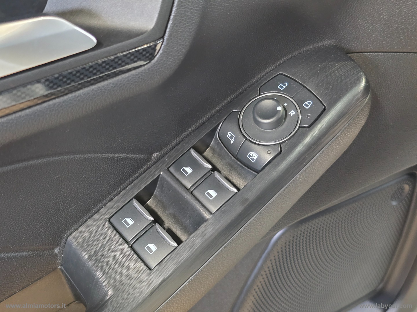 Kuga 2.0 EcoBlue 120 CV aut. 2WD ST-Line - immagine 14