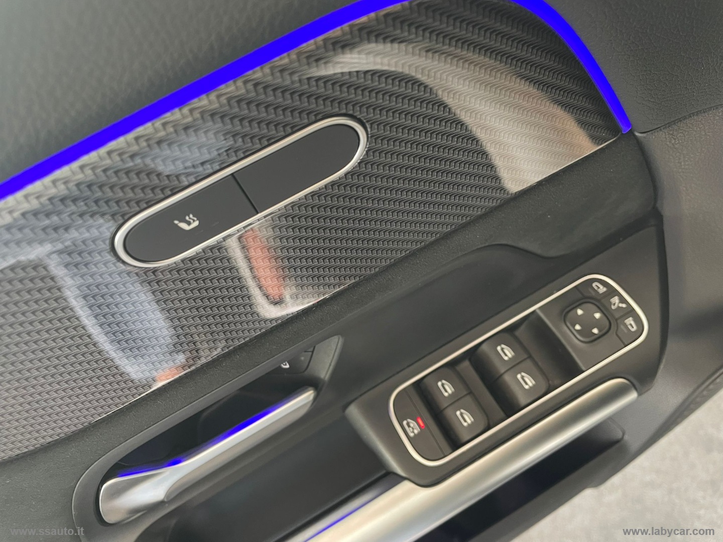 GLA 200 d Automatic AMG Line Adv.Plus TETTO PANORAMICO - immagine 14