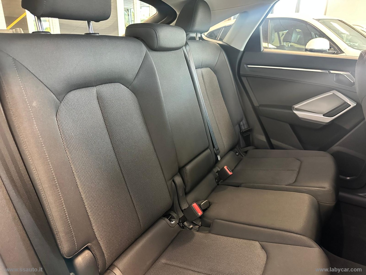 Q3 SPB 35 TDI quattro S tr. S line ed. - immagine 14