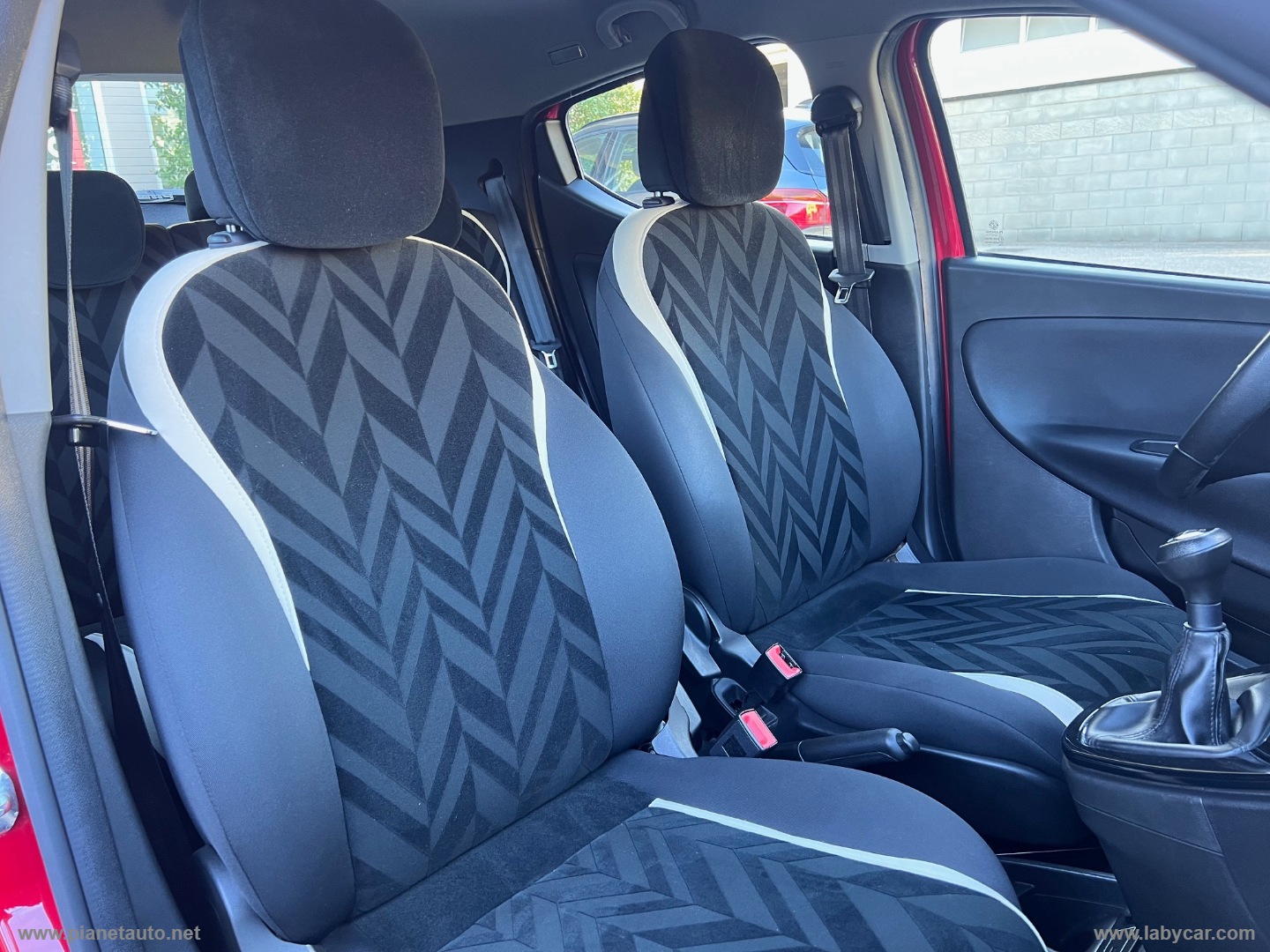 Ypsilon 1.3 MJT 95 CV 5p. S&S Gold - immagine 14