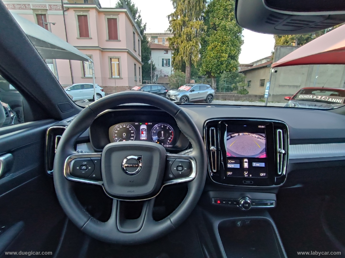 XC40 T3 Geartronic Momentum Pro - immagine 14