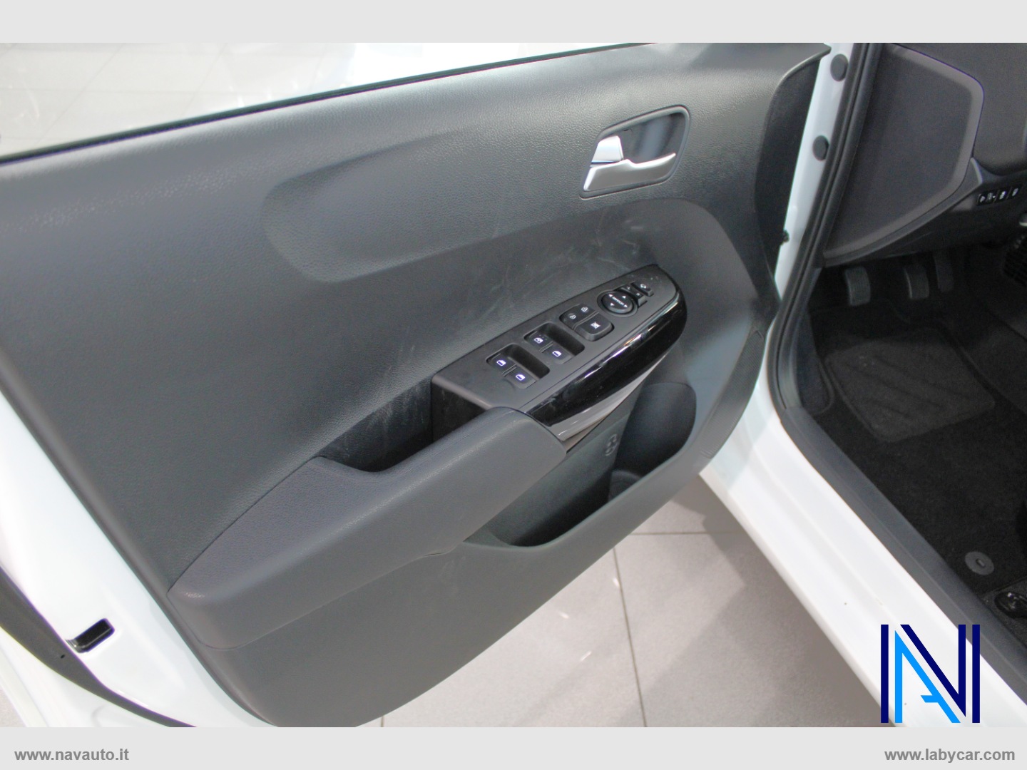 Picanto 1.0 GDi 5 porte Style - immagine 14