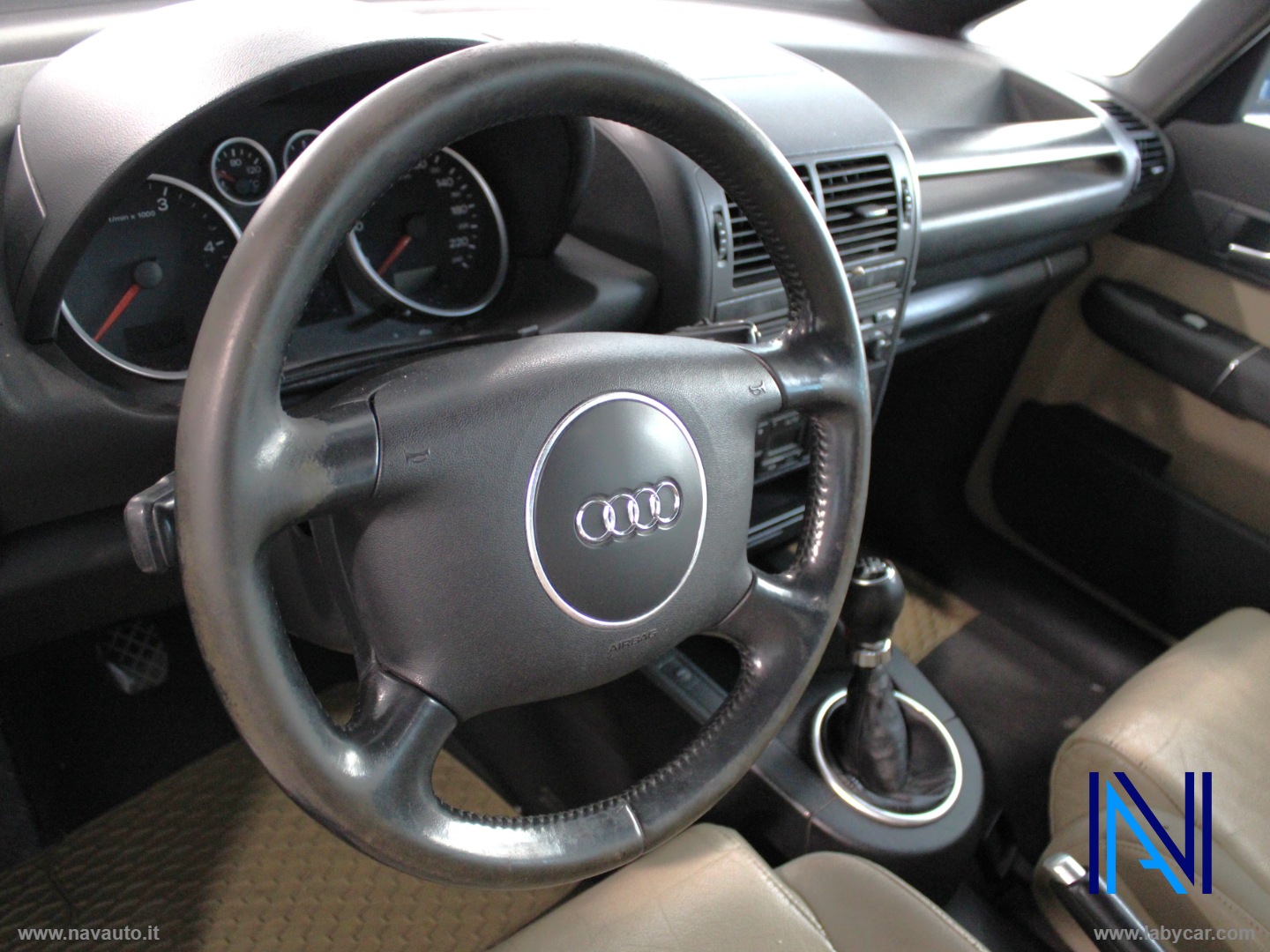 A2 1.4 TDI Top - immagine 14