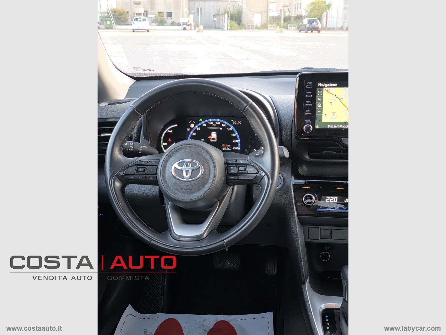 Yaris Cross 1.5 Hybrid 5p. E-CVT Act.Eco - immagine 14