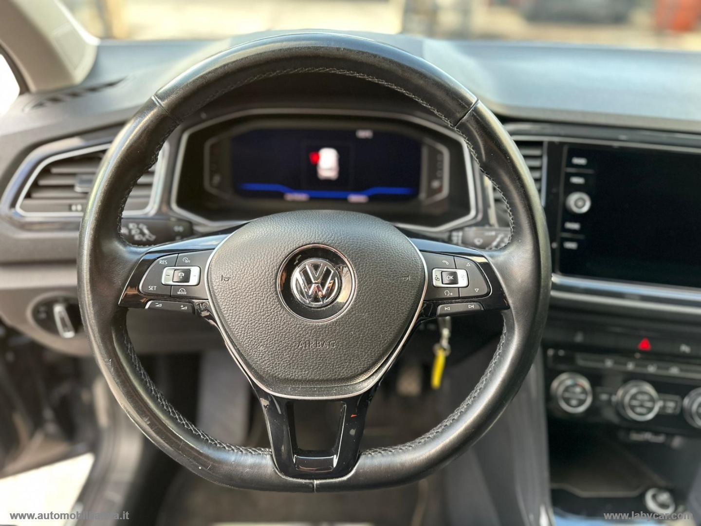 T-Roc 1.6 TDI SCR Advanced BlueMot.Tech. PARI AL NUOVO - immagine 14