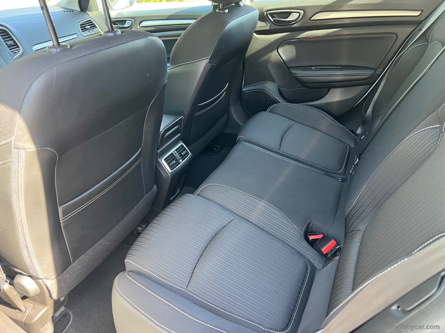 Mégane Blue dCi 115 CV Duel - immagine 15