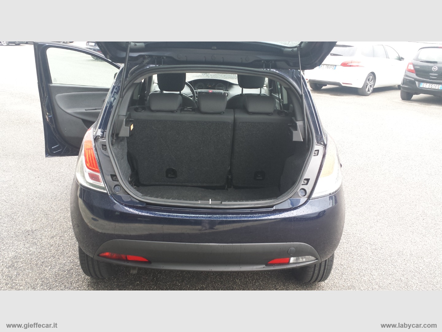 Ypsilon 1.0 FireFly 5p HYBRID - immagine 15