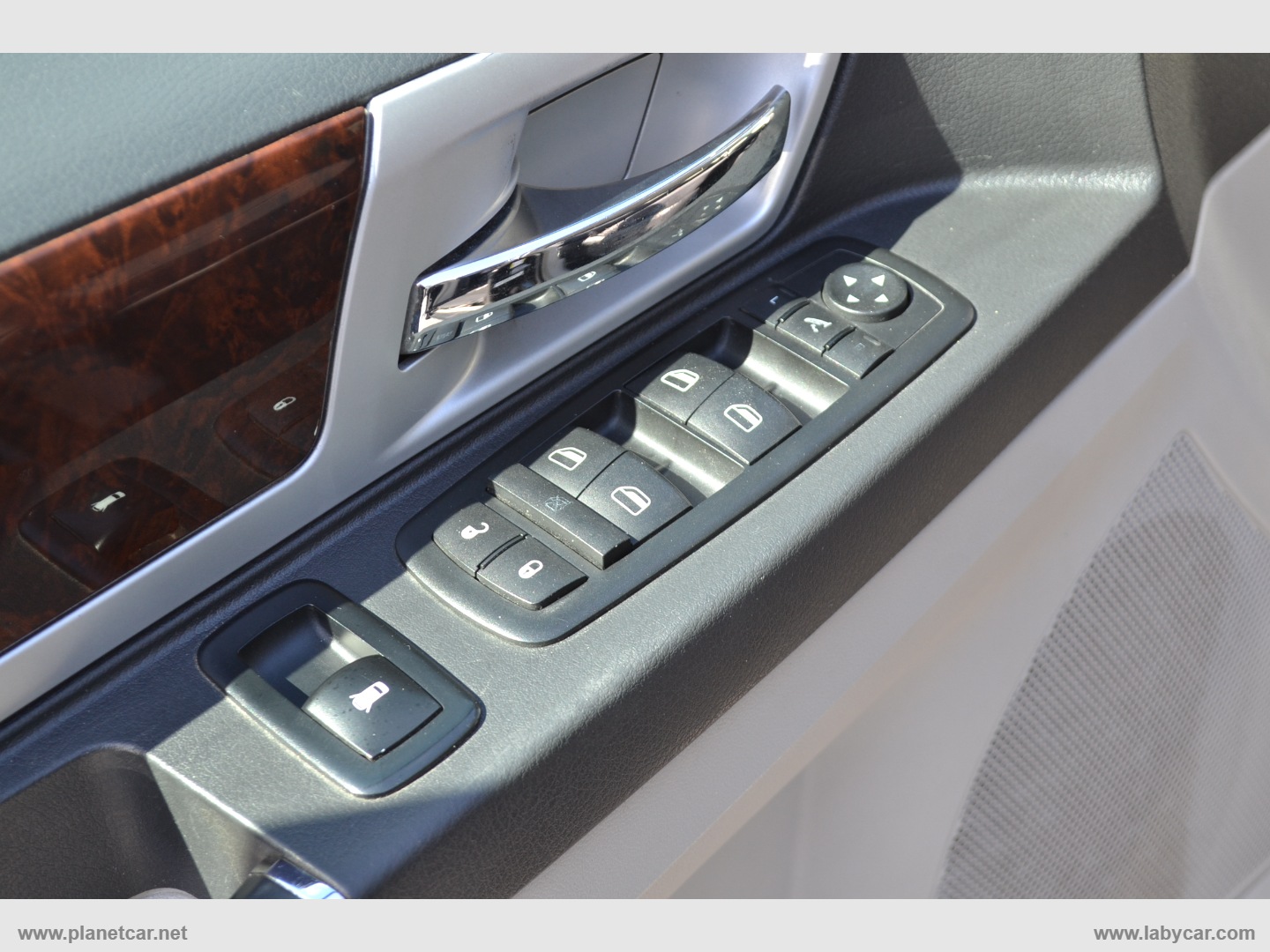 Grand Voyager 2.8 CRD DPF Touring - immagine 15