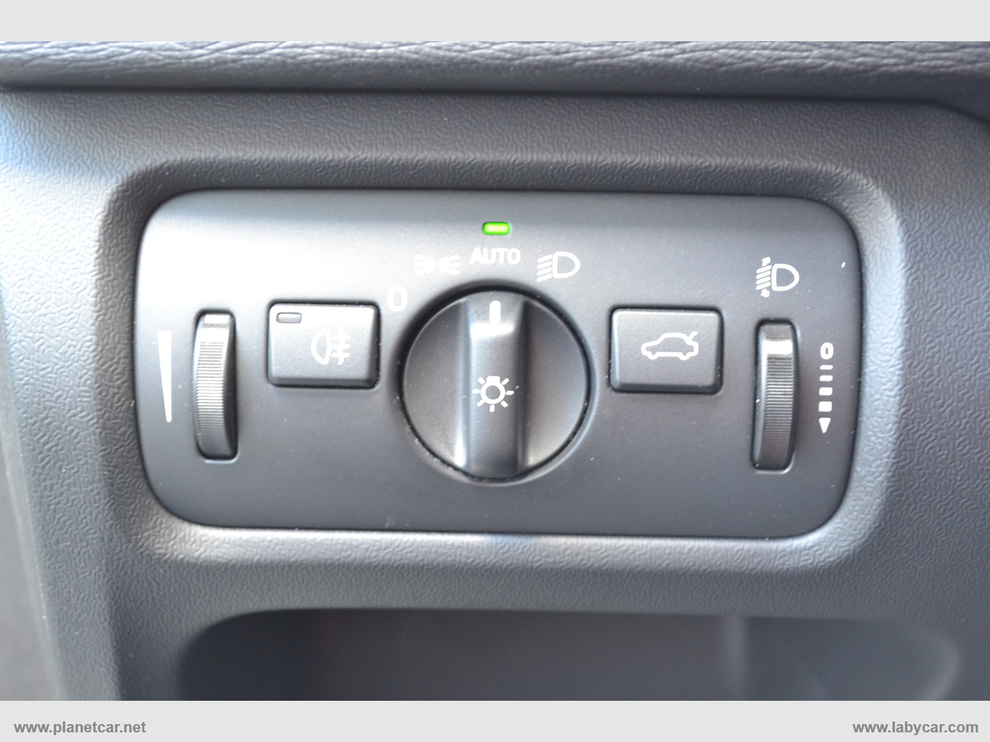 V40 Cross Country D2 Momentum - immagine 15