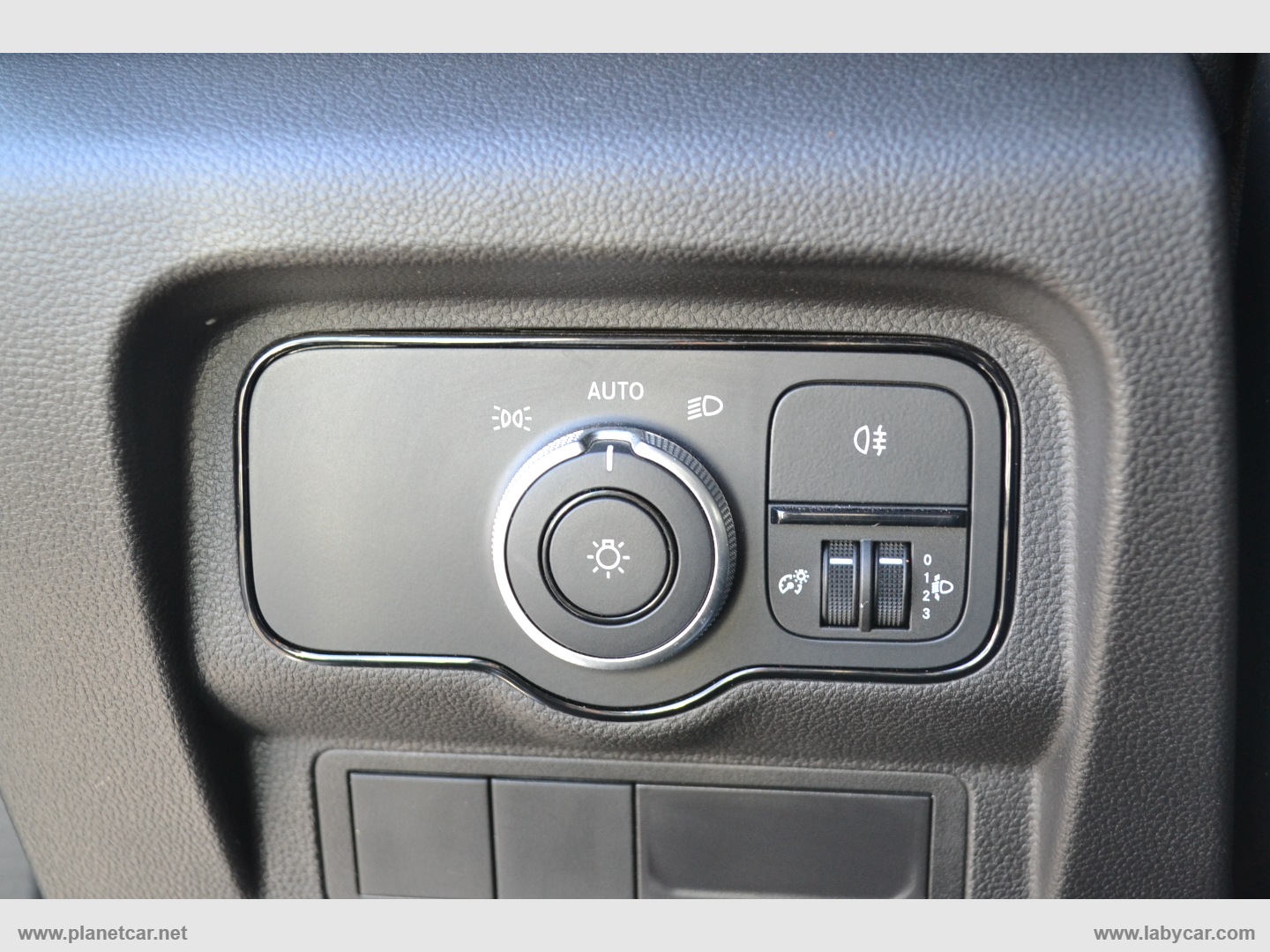 Citan 1.5 112 CDI Furgone Long 3 POSTI - immagine 15