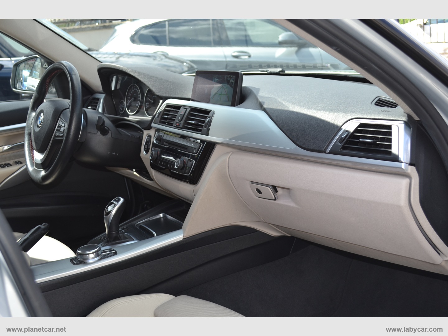 320d xDrive Touring Sport - immagine 15