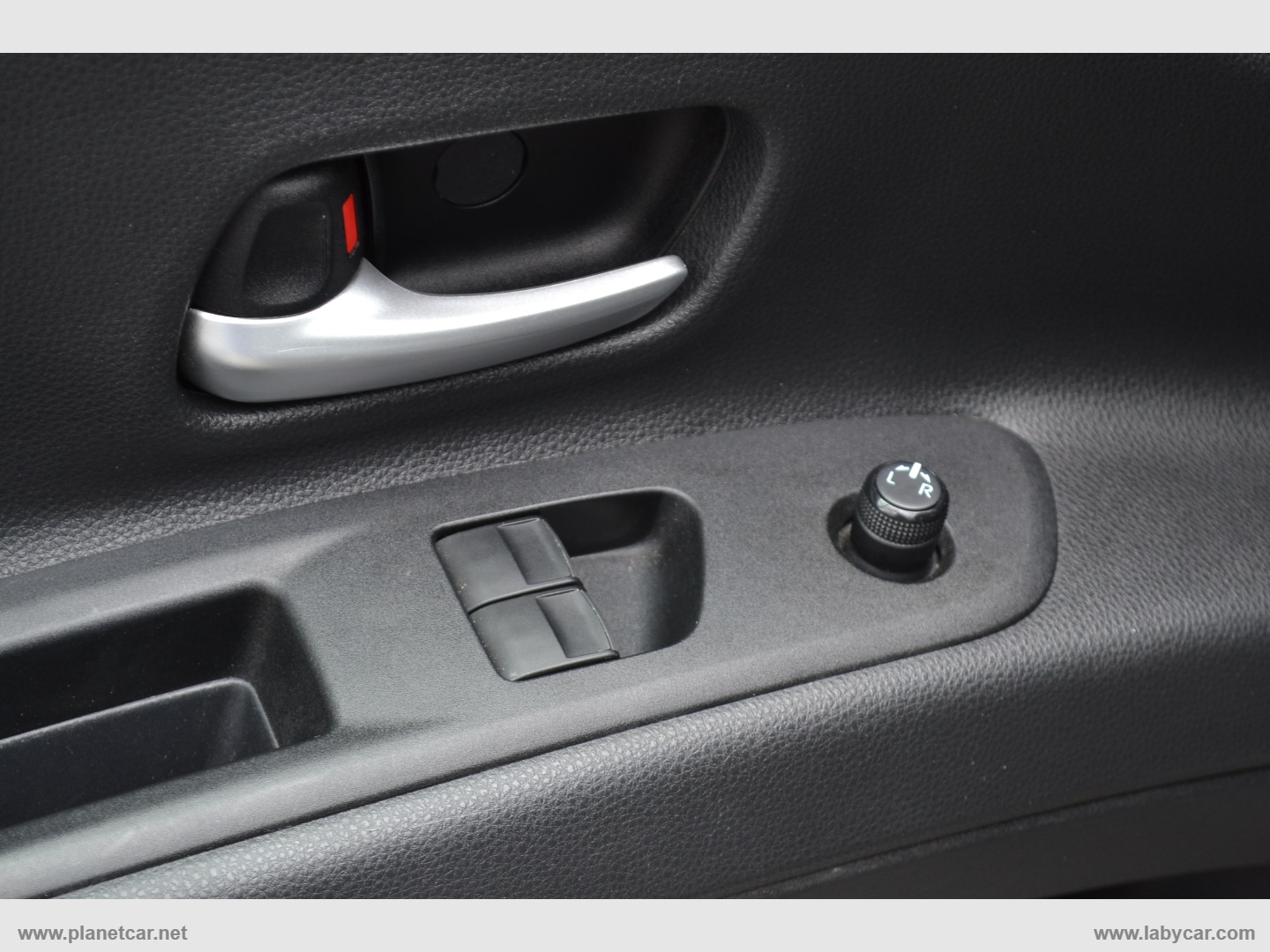 Aygo X 1.0 VVT-i 72 CV 5p. Limited S-CVT - immagine 15