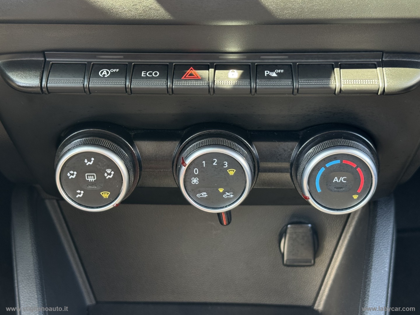 Duster 1.5 Blue dCi 8V 115CV 4x2 Comfort CAR PLAY TELEC POST - immagine 15