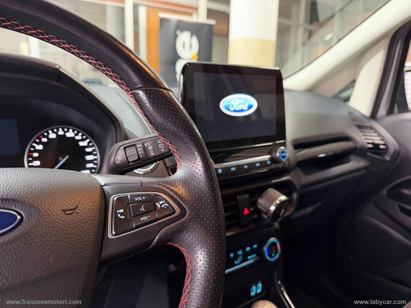EcoSport 1.5 TDCi 100 CV S&S ST-Line ACCESSORIATA- KM CERTIFICATI- OTTIME CONDIZIONI - immagine 15