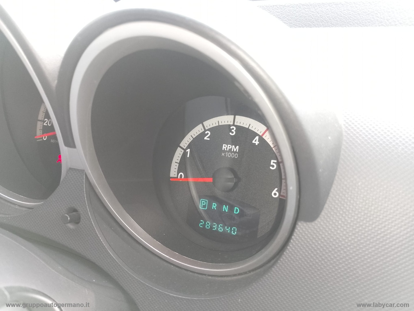 Nitro 2.8 CRD SXT 4WD Auto - immagine 15
