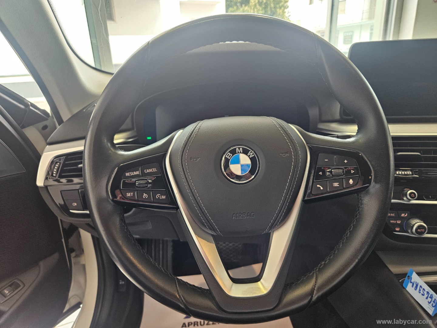 520d 48V Touring Business - immagine 15