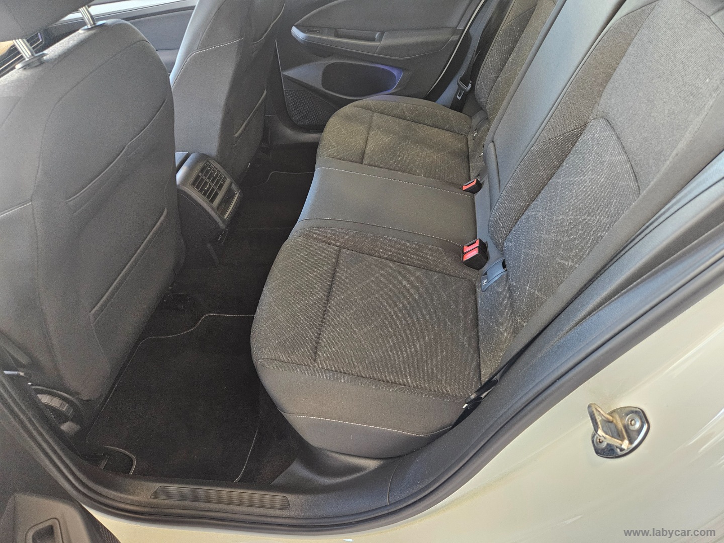 Golf Variant 2.0 TDI 115 CV SCR Life - immagine 15