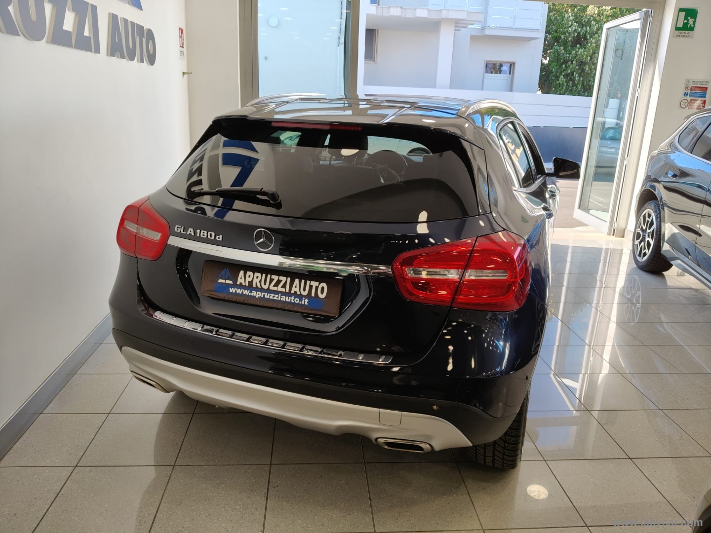 GLA 180 d Sport - immagine 15