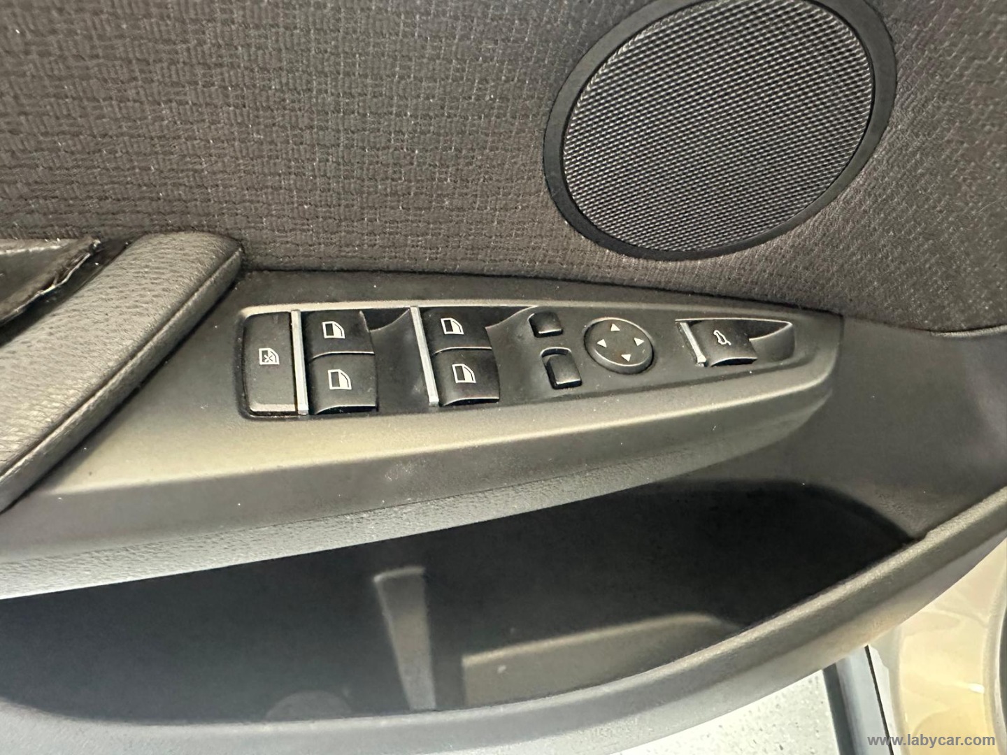 X3 xDrive20d Business aut. - immagine 15