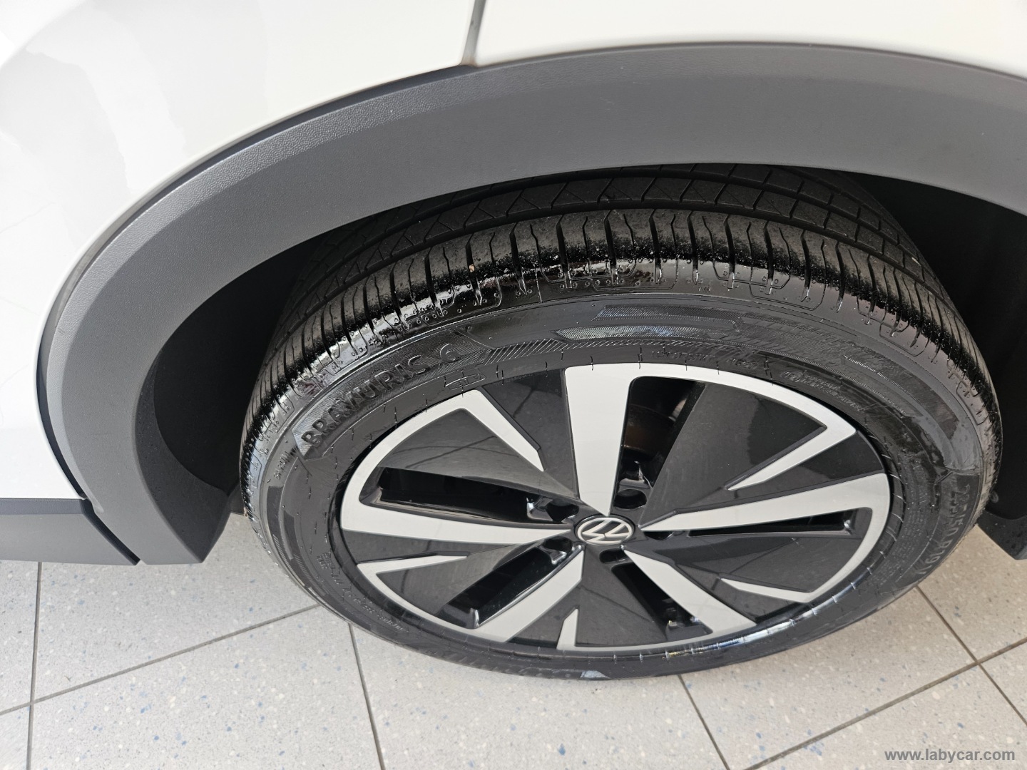 Tiguan 2.0 TDI 150CV SCR DSG Elegance - immagine 15
