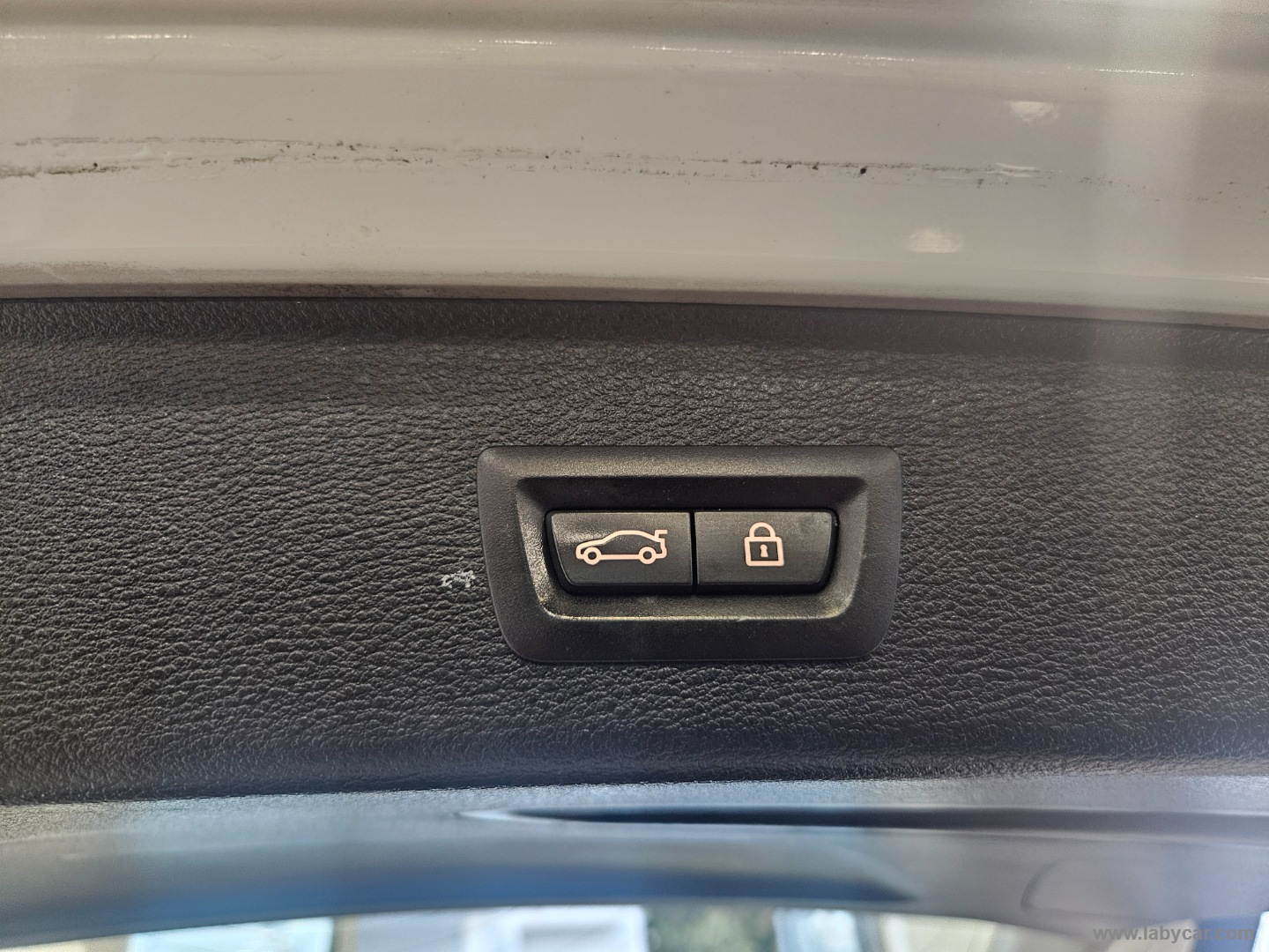 X3 xDrive20d xLine - immagine 15