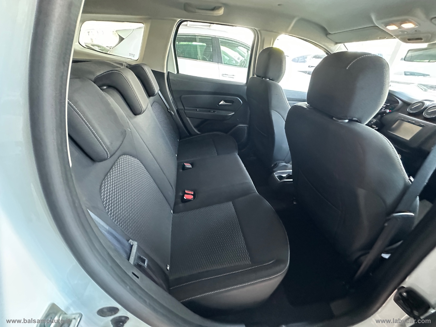 Duster 1.5 dCi 8V 110 CV 4x2 Prestige - immagine 15