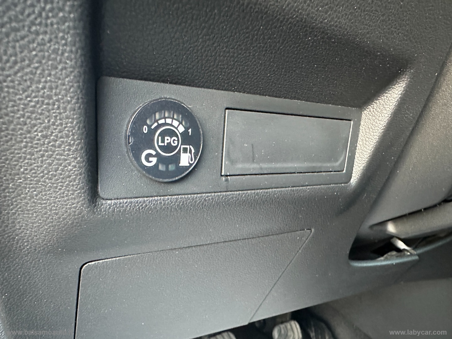 Captur TCe 100 CV GPL Intens N1 - immagine 15