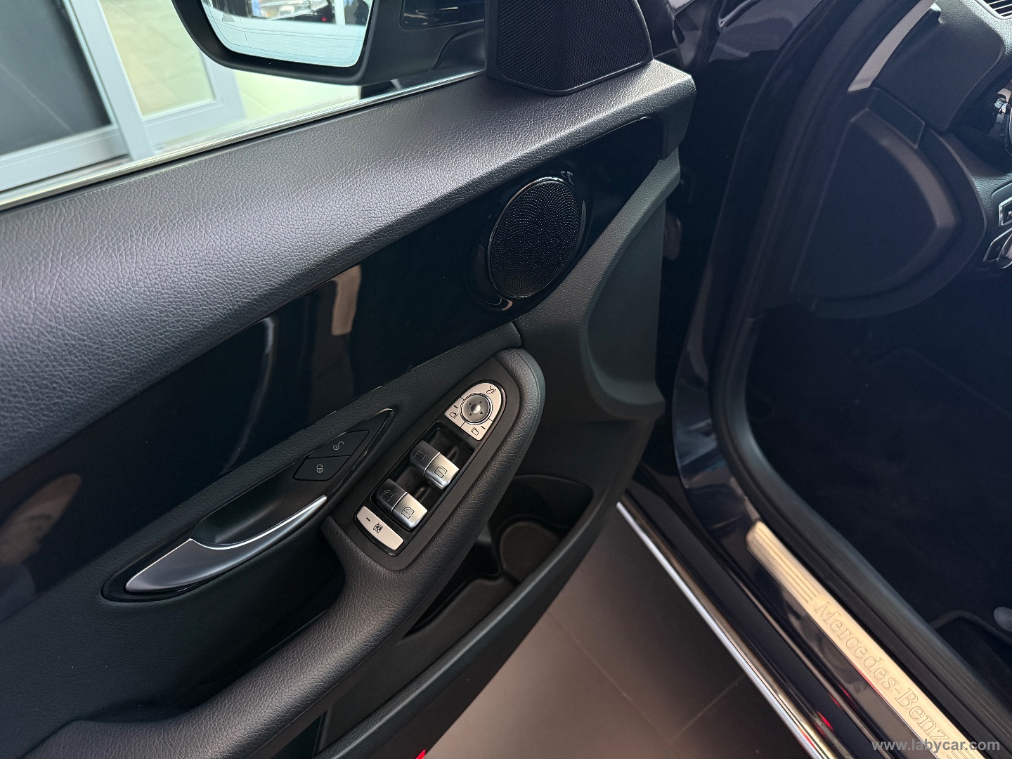 C 180 d Auto Sport Plus TETTO APRIBILE - immagine 15