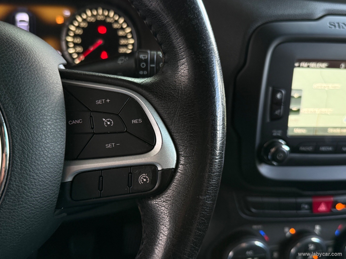Renegade 1.6 Mjt 120CV Limited - immagine 15