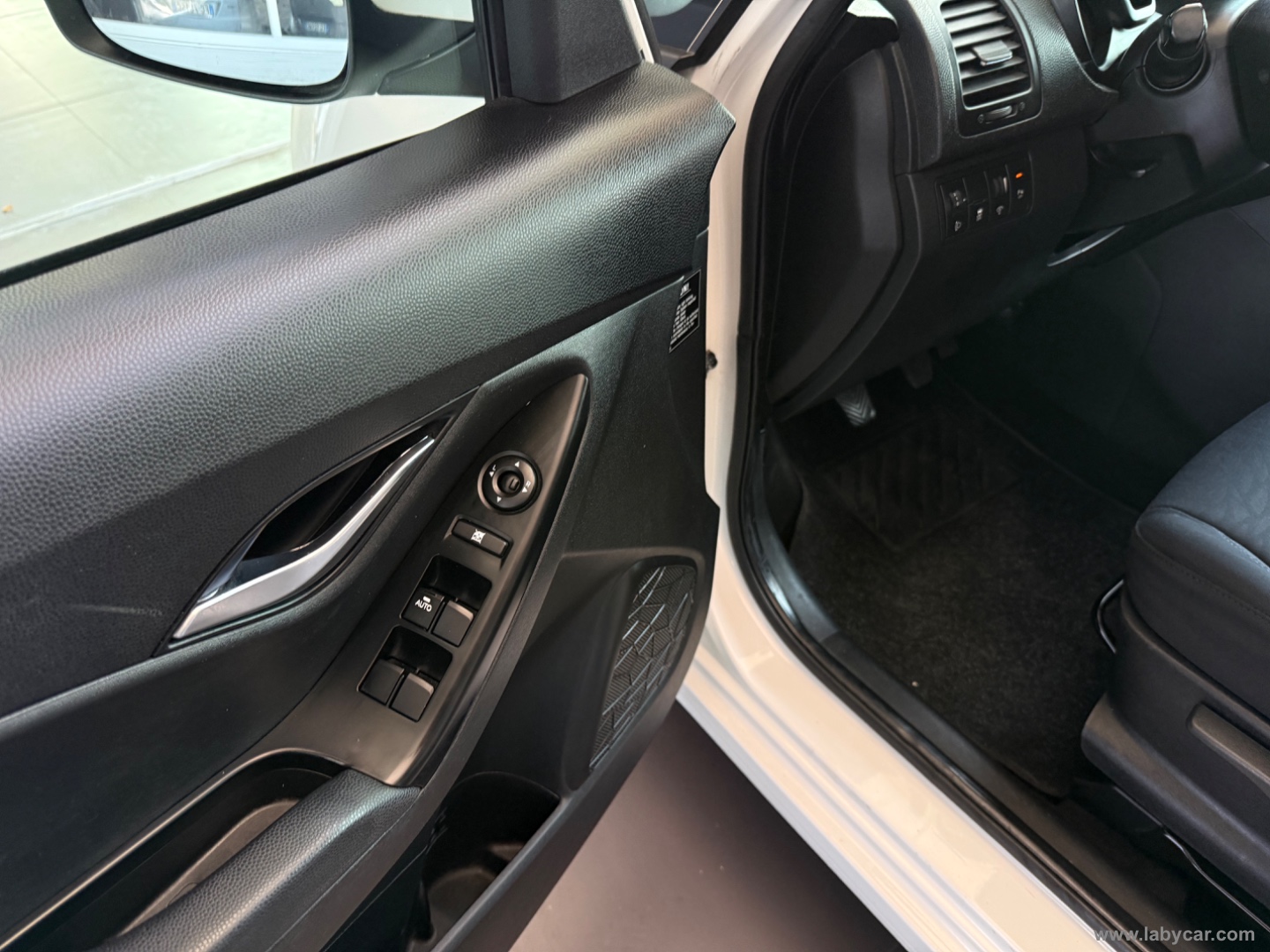 ix20 1.4 CRDI 77 CV Comfort - immagine 15