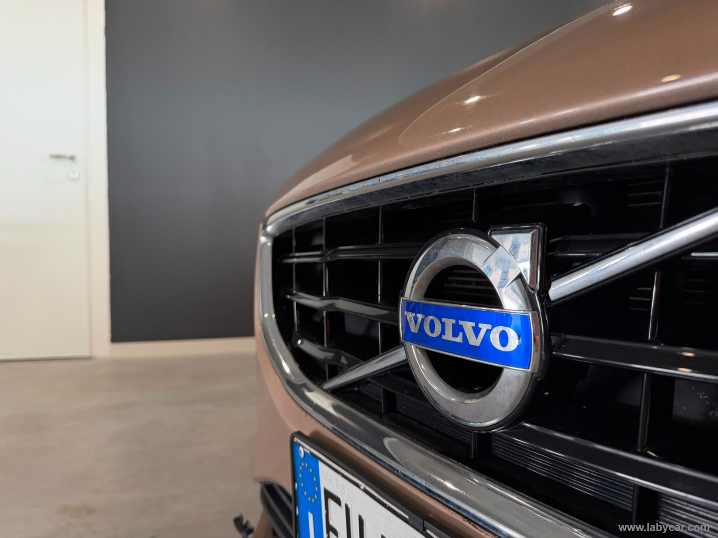 V40 D2 1.6 Powershift Business Edition - immagine 15