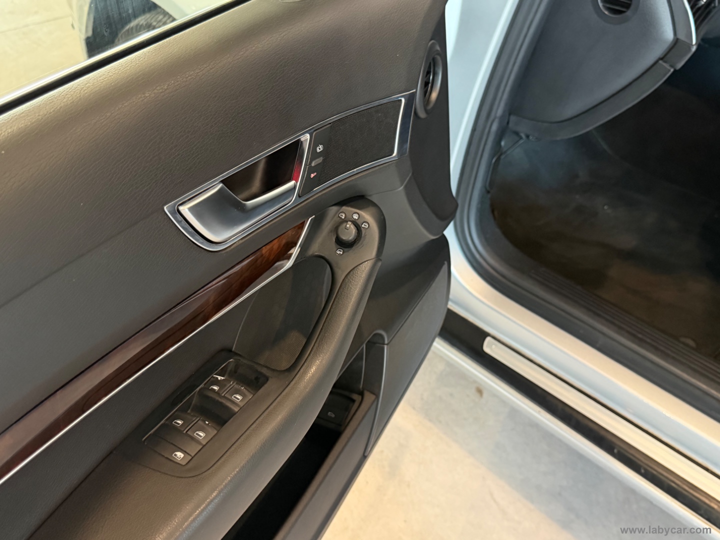 A6 2.0 16V TDI - immagine 15