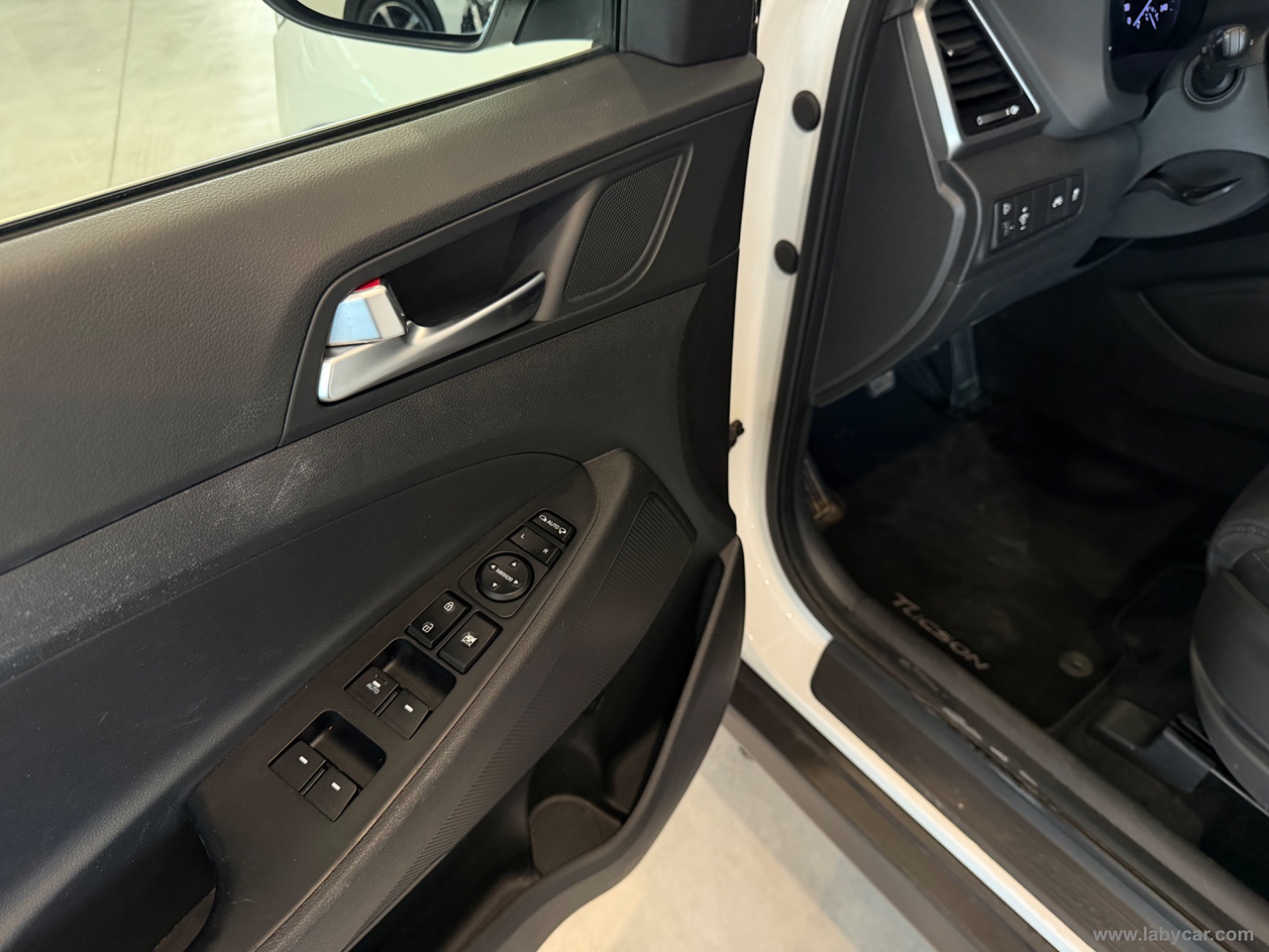 Tucson 1.7 CRDi Classic - immagine 15