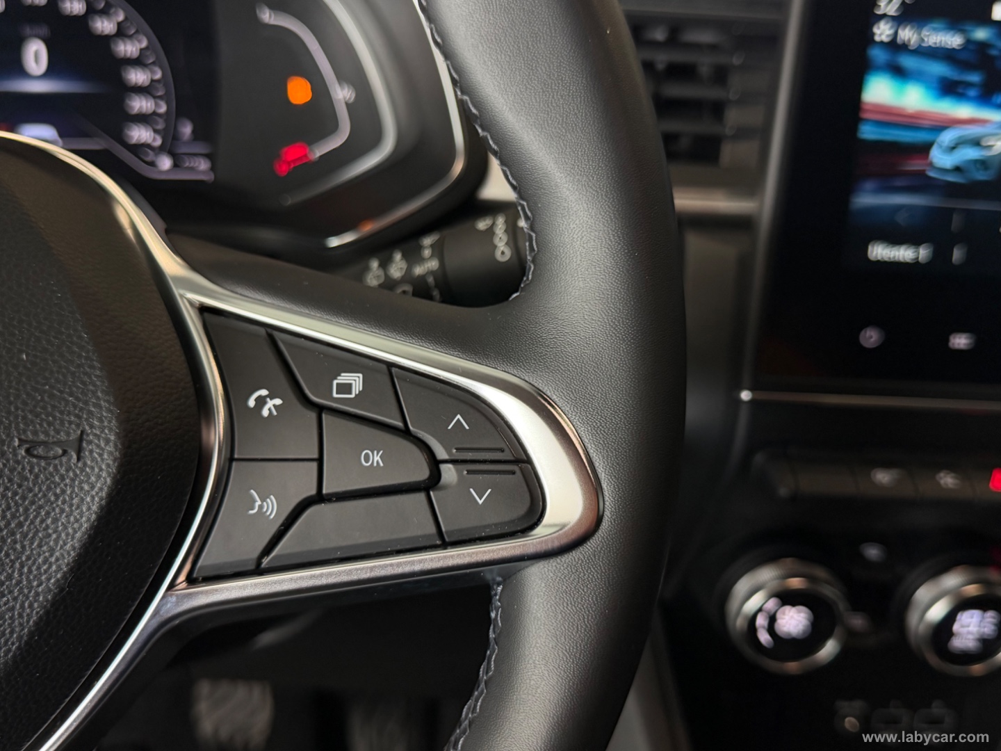 Captur TCe 12V 90 CV Zen - immagine 15
