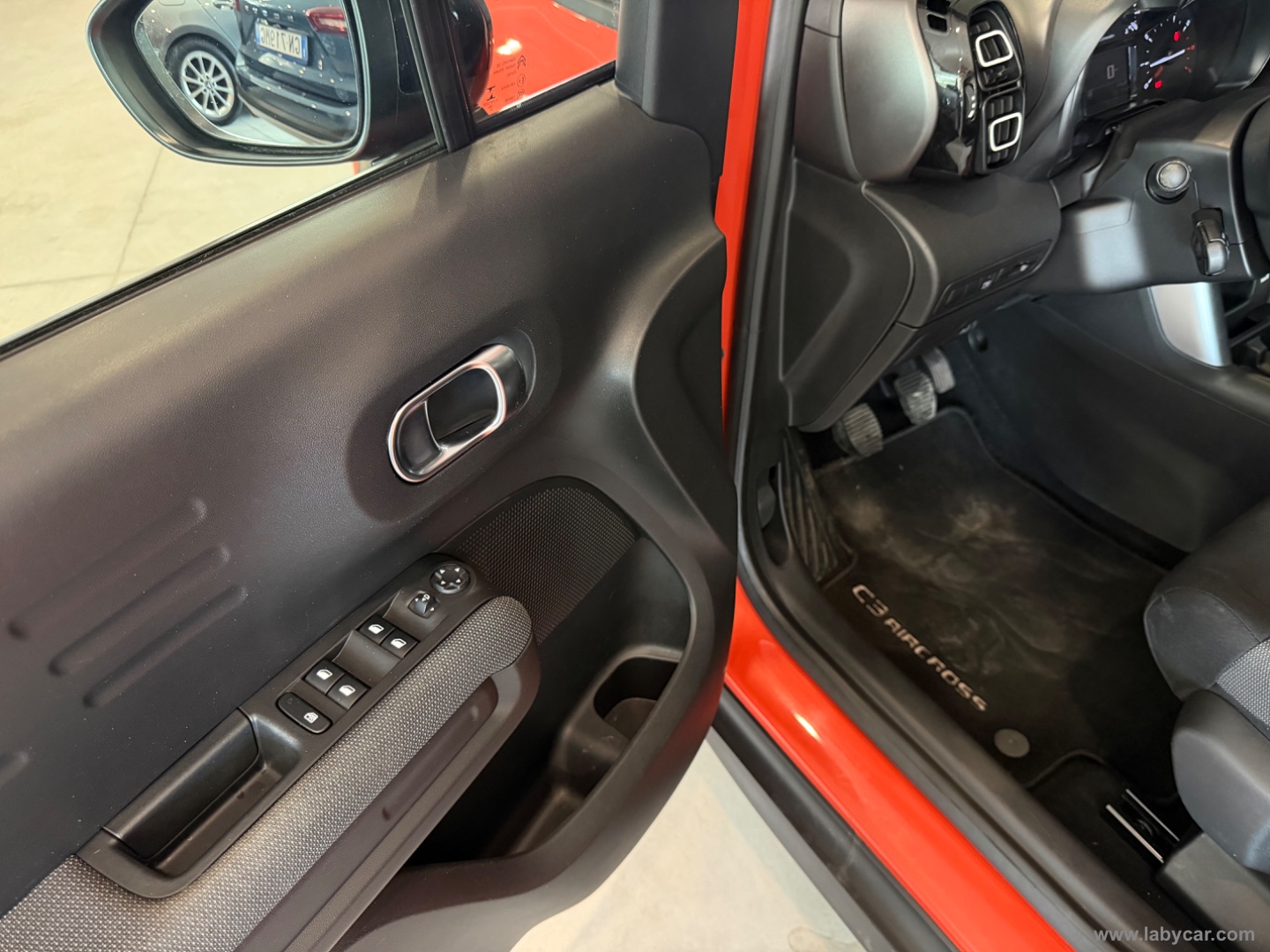 C3 Aircross BlueHDi 110 S&S Feel - immagine 15