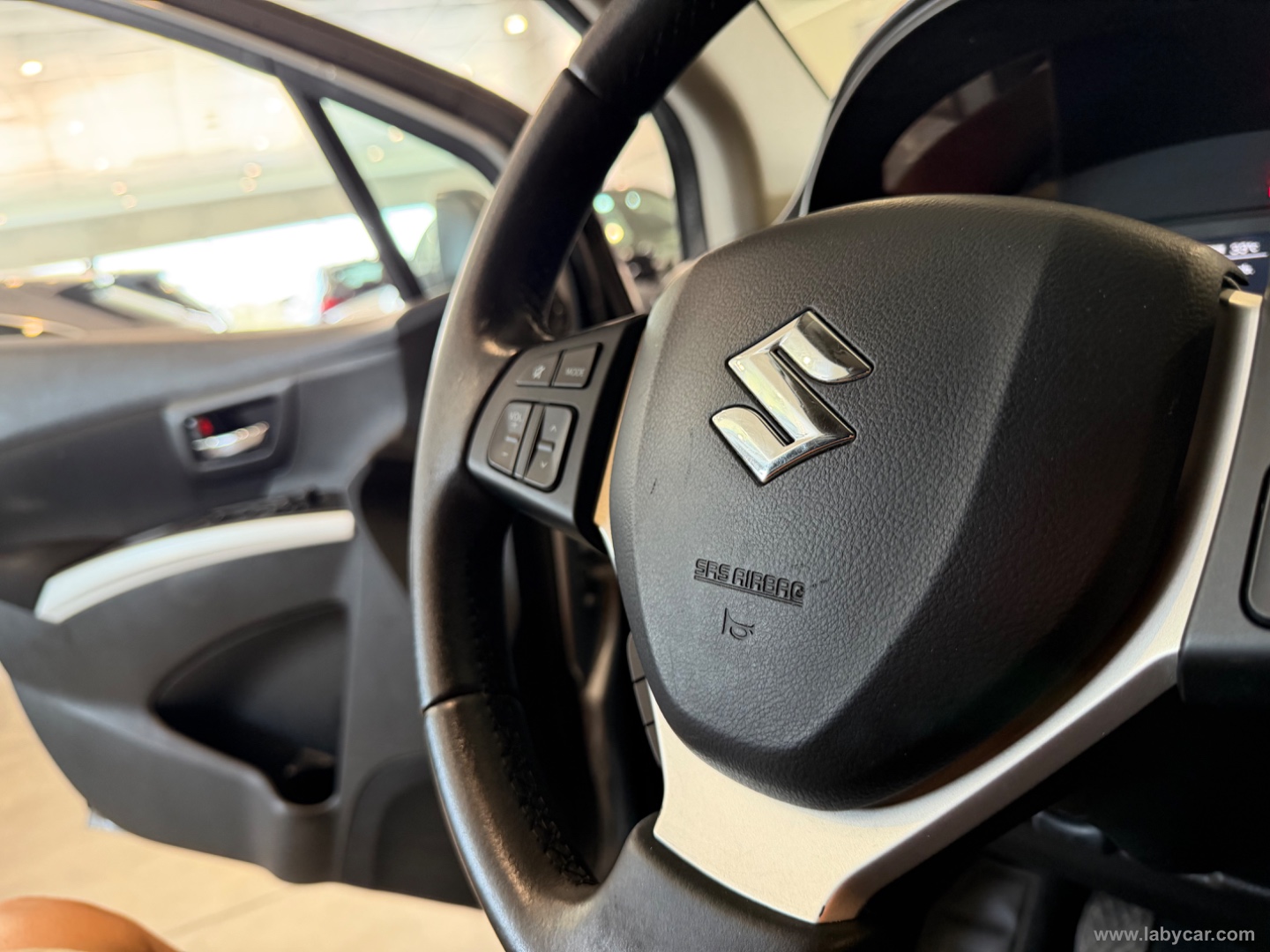 S-Cross 1.6 DDiS 4WD All Grip Cool - immagine 15