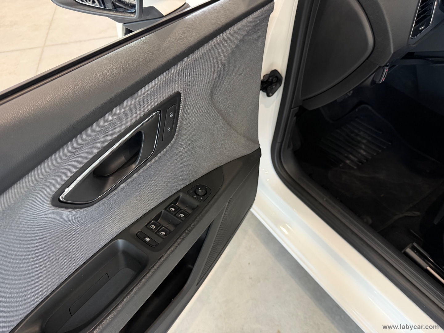 Leon 1.5 TGI DSG ST Style - immagine 15