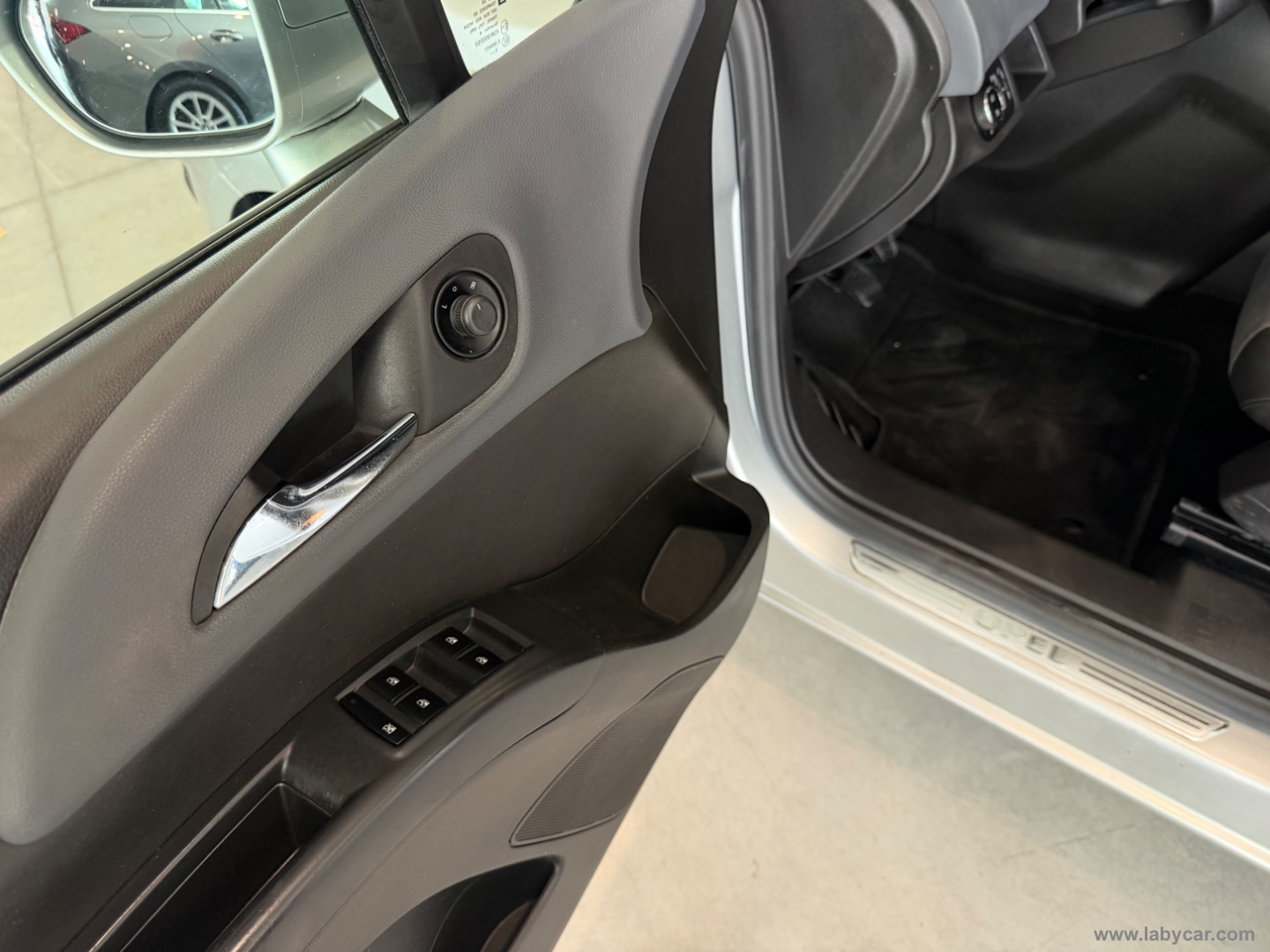 Meriva 1.3 CDTI 95 CV ecoFLEX Cosmo - immagine 15
