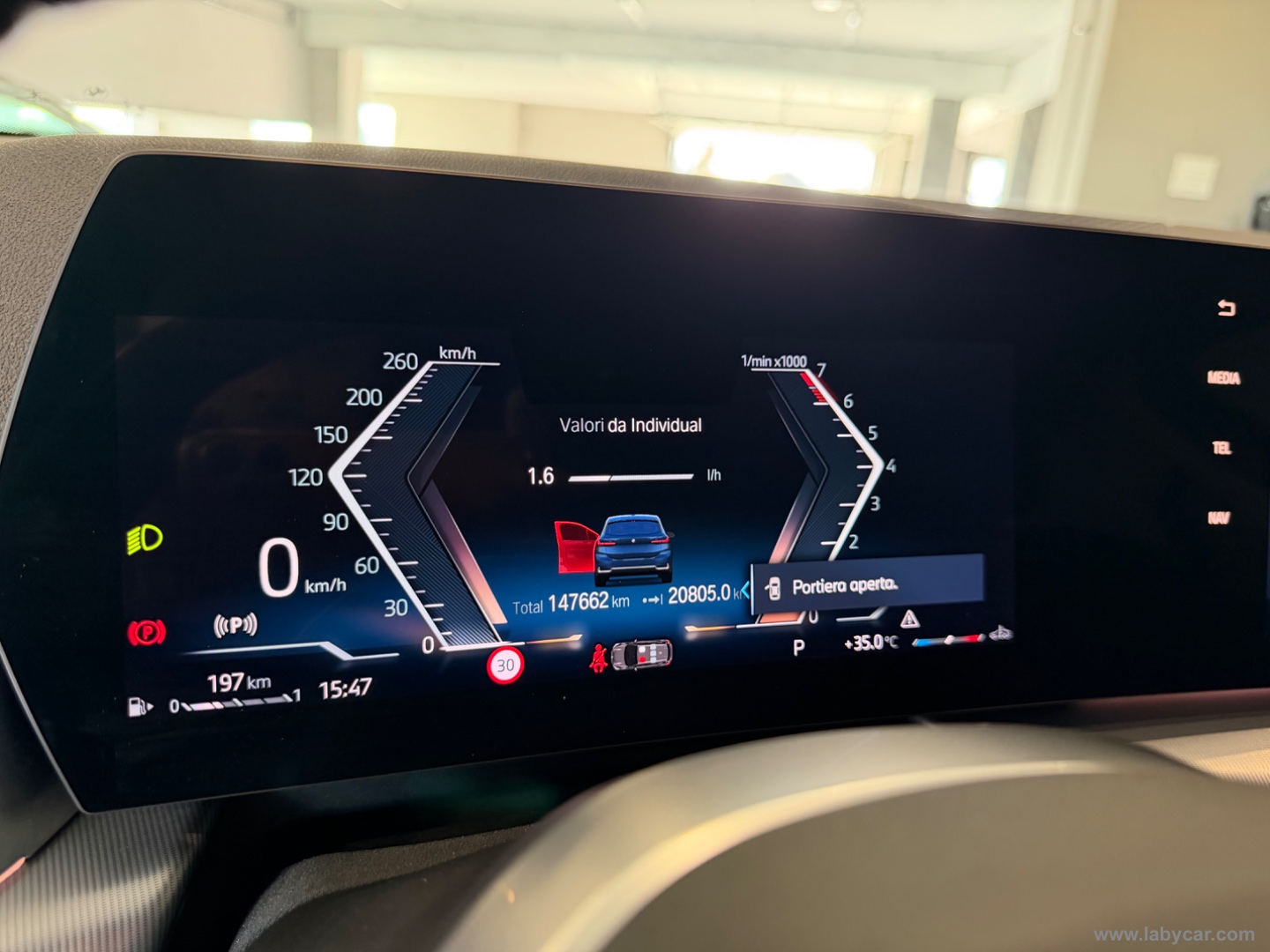 220i 48V Active Tourer Luxury - immagine 15