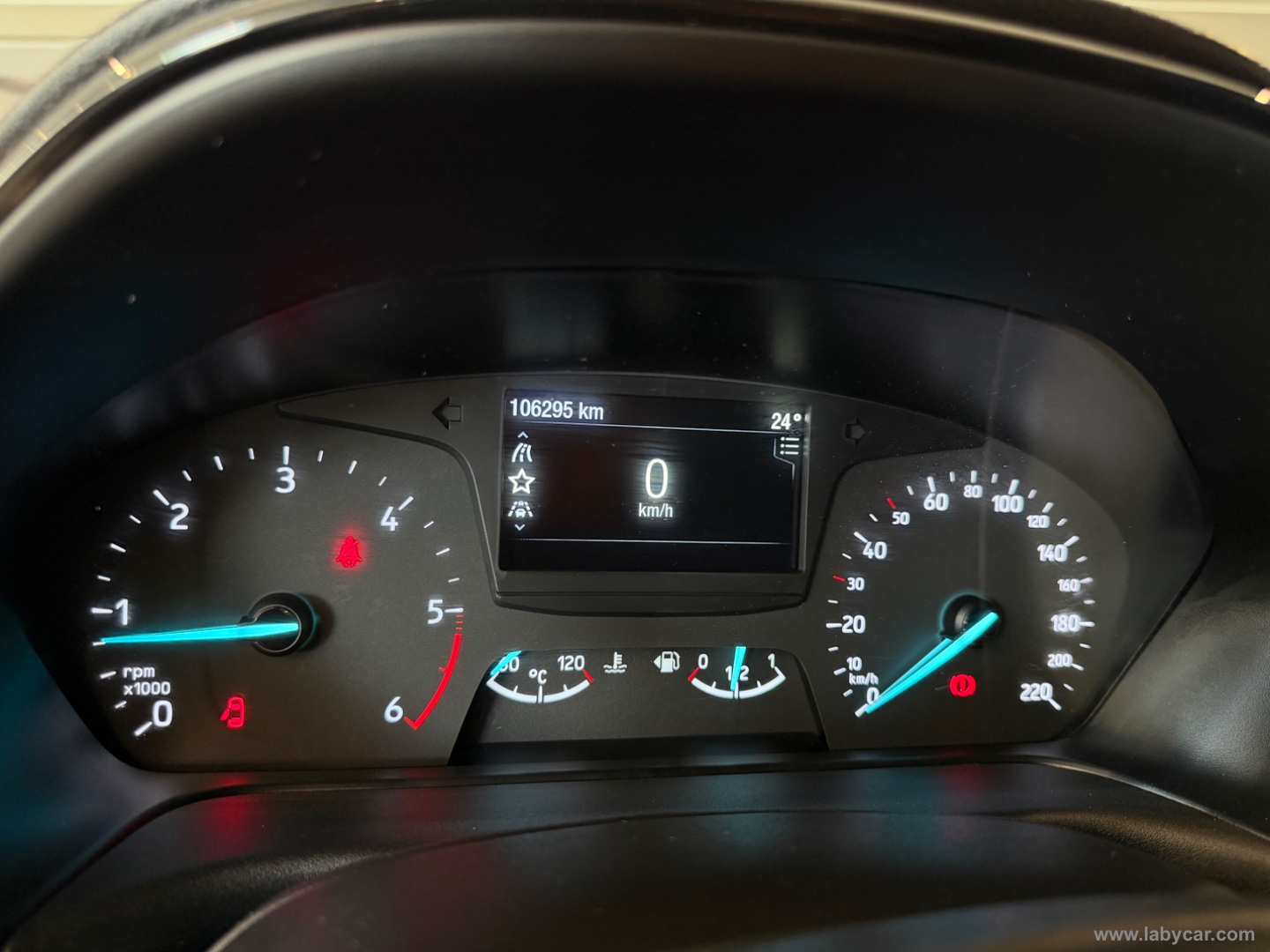 Fiesta Active 1.5 TDCi - immagine 15