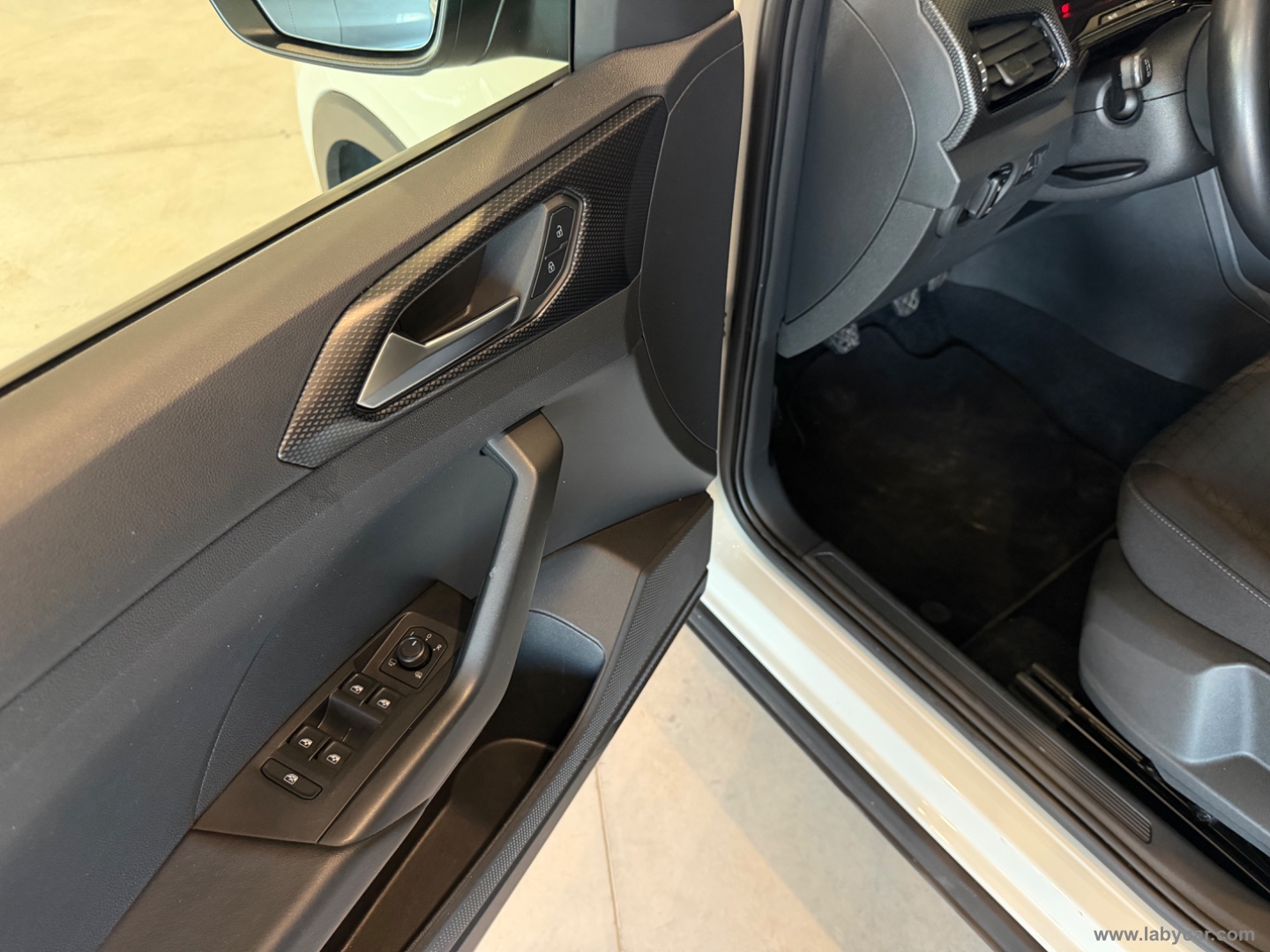T-Cross 1.0 TSI Style BMT - immagine 15