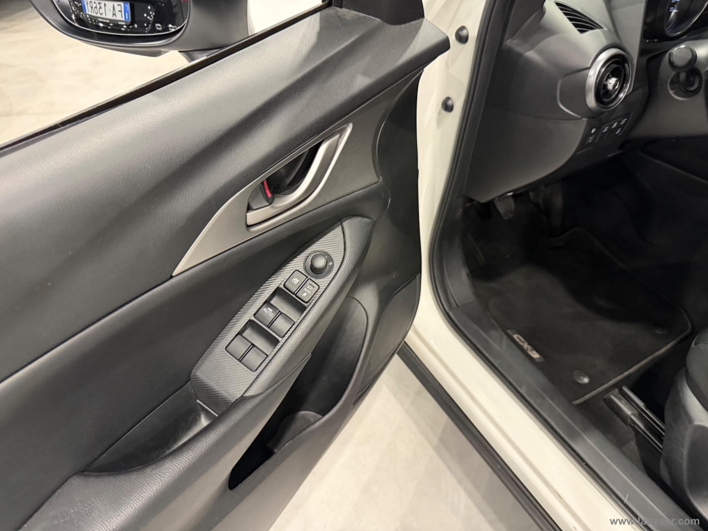 CX-3 1.8L Skyactiv-D Executive - immagine 15
