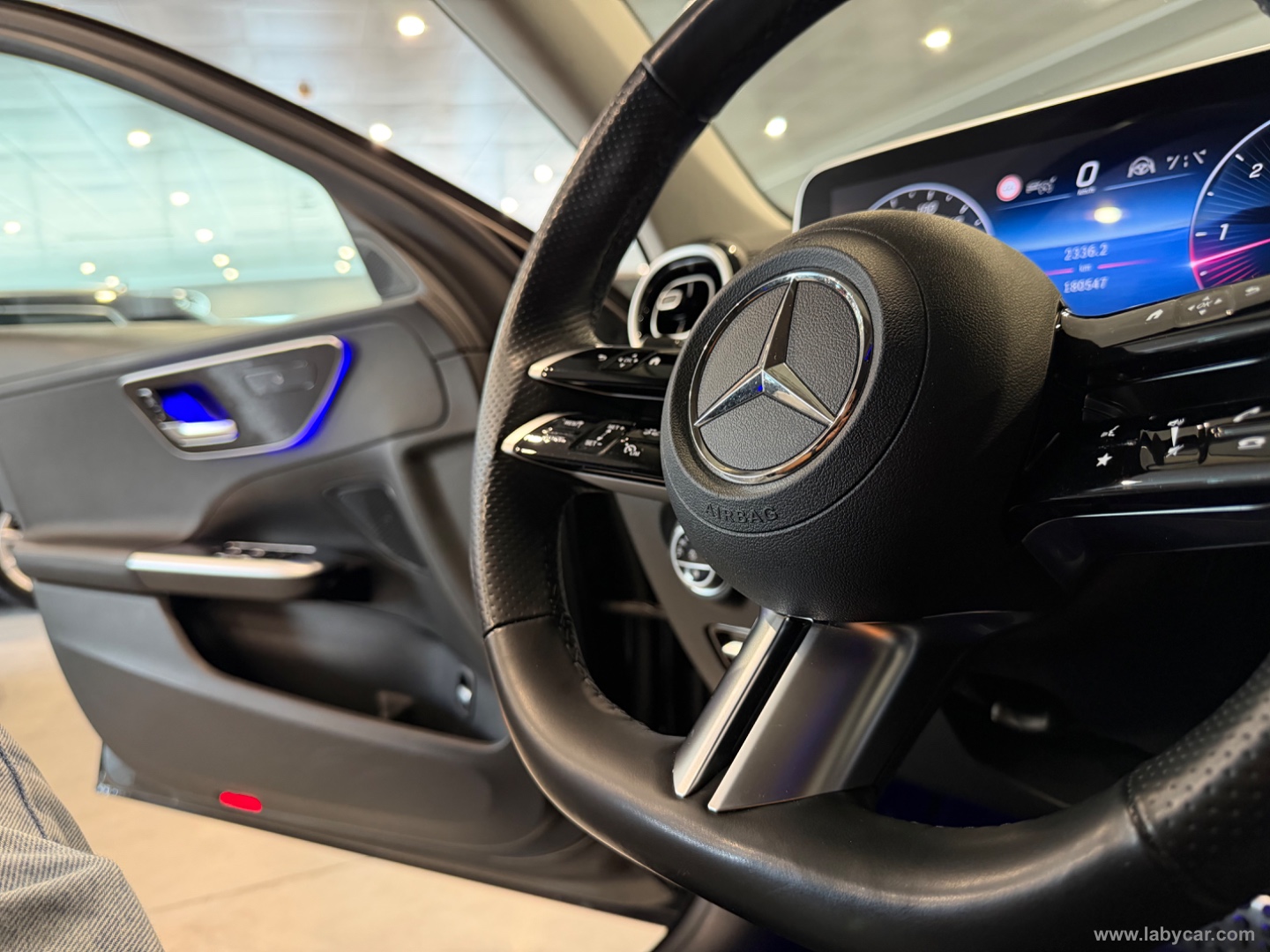 C 220 d S.W. 4Matic AMG Line Advanced - immagine 15