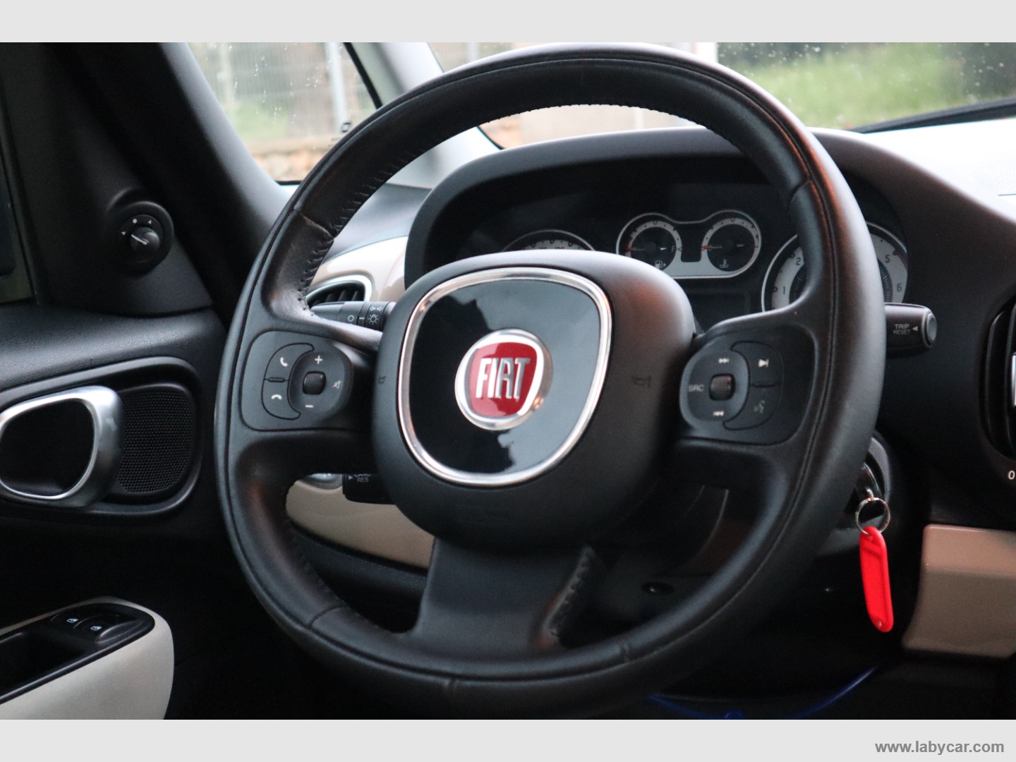 500L 1.3 MJT 95 CV Business - immagine 15