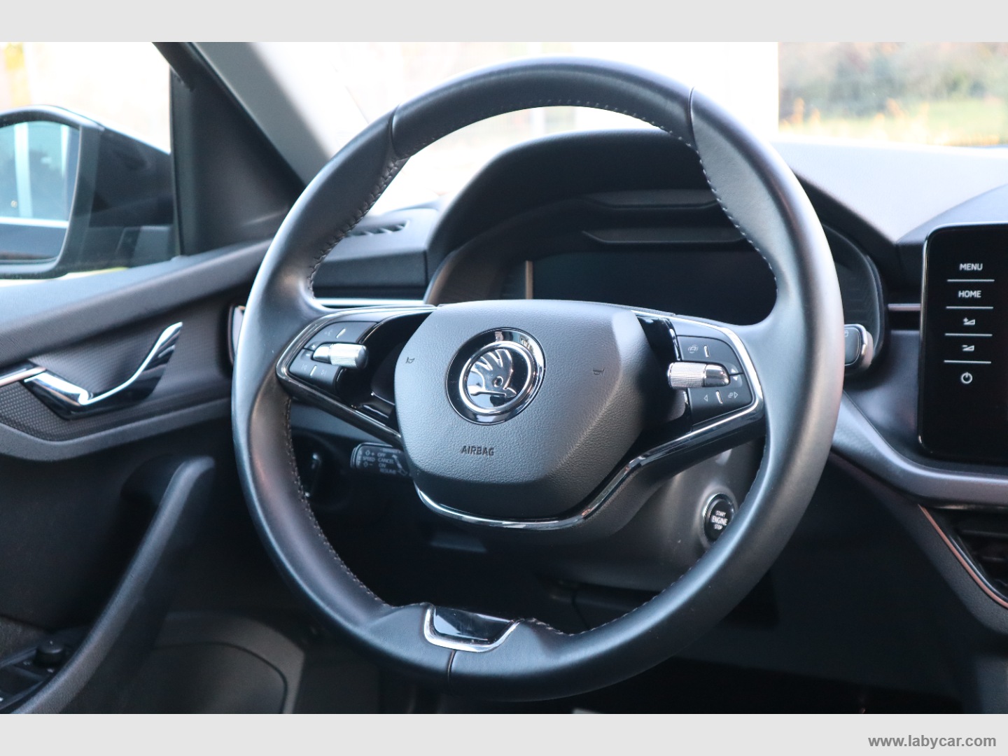 Kamiq 1.6 TDI SCR DSG Ambition - immagine 15