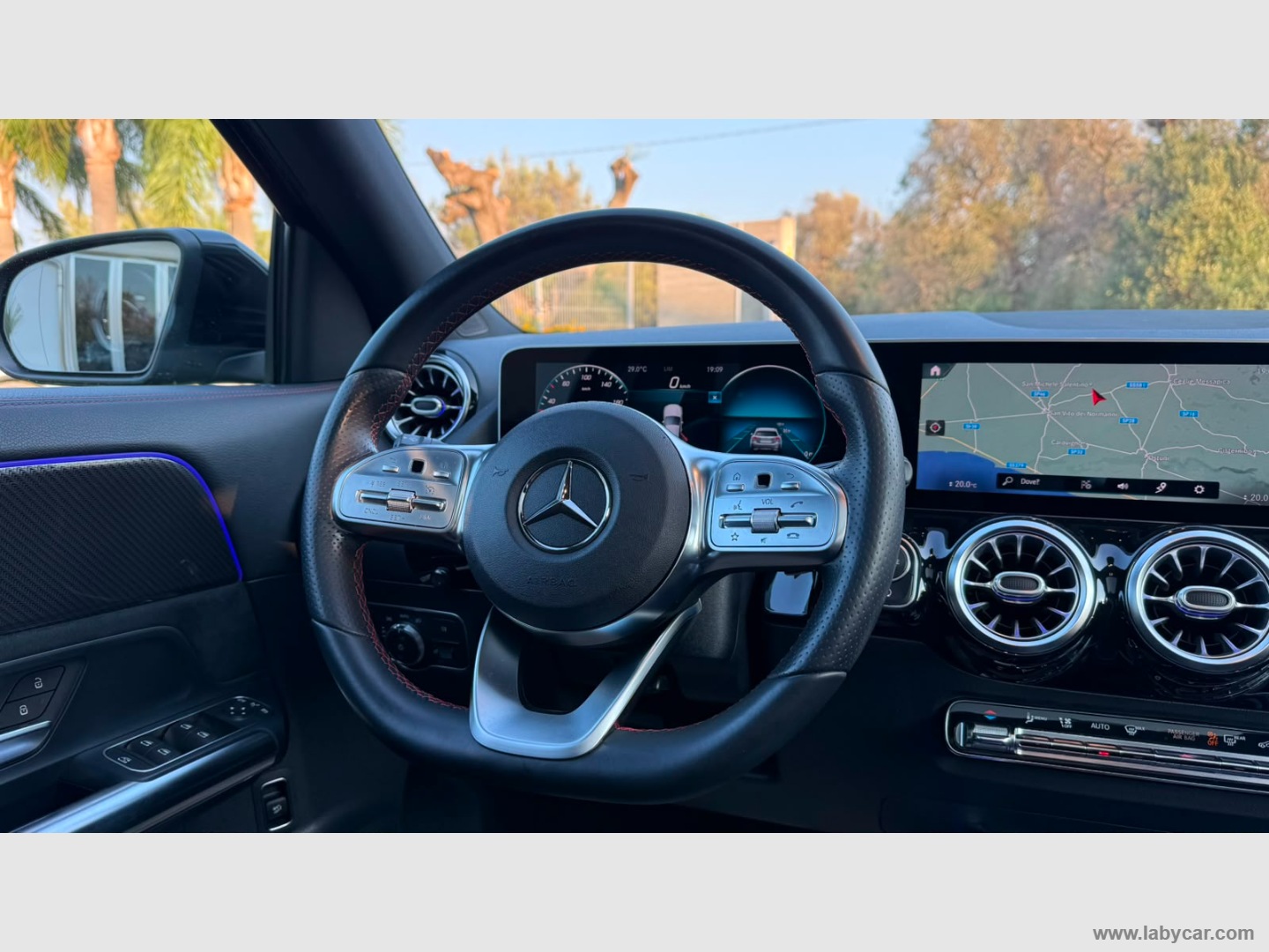 GLA 200 d Automatic Premium - immagine 15