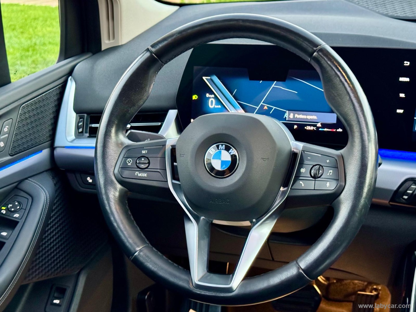 218d Active Tourer Luxury - immagine 15