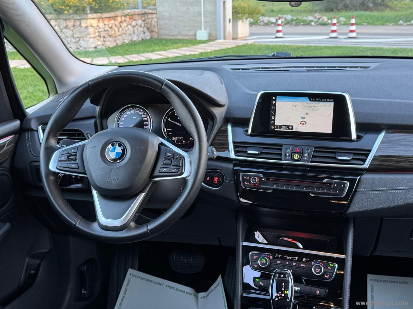 216d Active Tourer Luxury - immagine 15